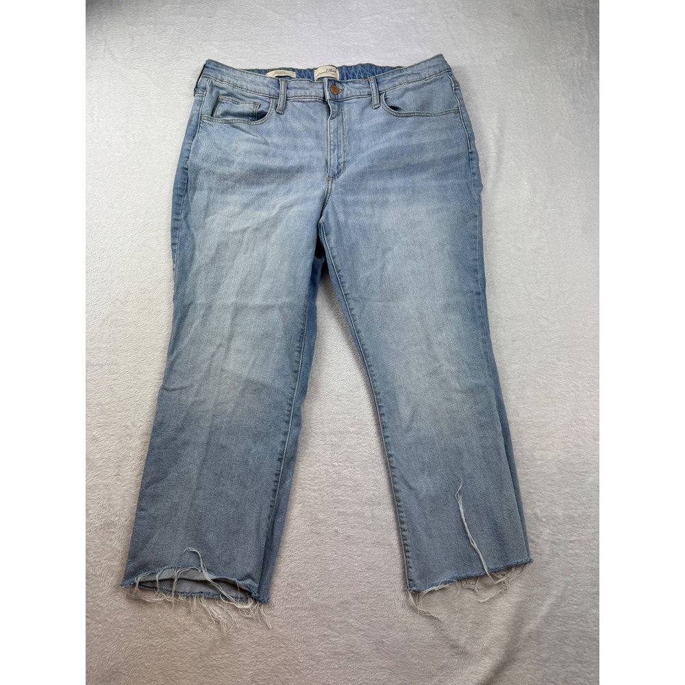 Universal Thread Womens Ankle Bootcut Jeans Light Wash Raw Hem Size 16S Short